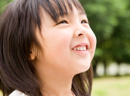 お子さまでも平気な、痛くない麻酔
